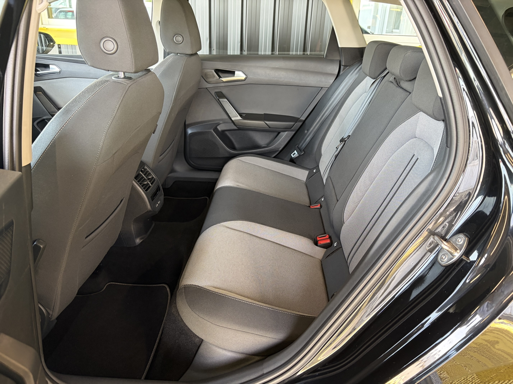 Leon 2.0 TDI 150CH BUSINESS DSG7 2023 occasion 56530 Qu&eacute;ven