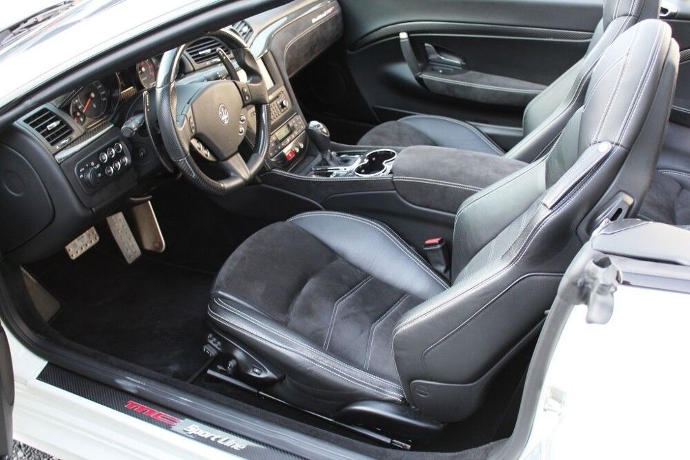 Grancabrio GRANCABRIO 2 4.7 V8 460 BVA6 SPORT MC 2016 occasion 59223 Roncq