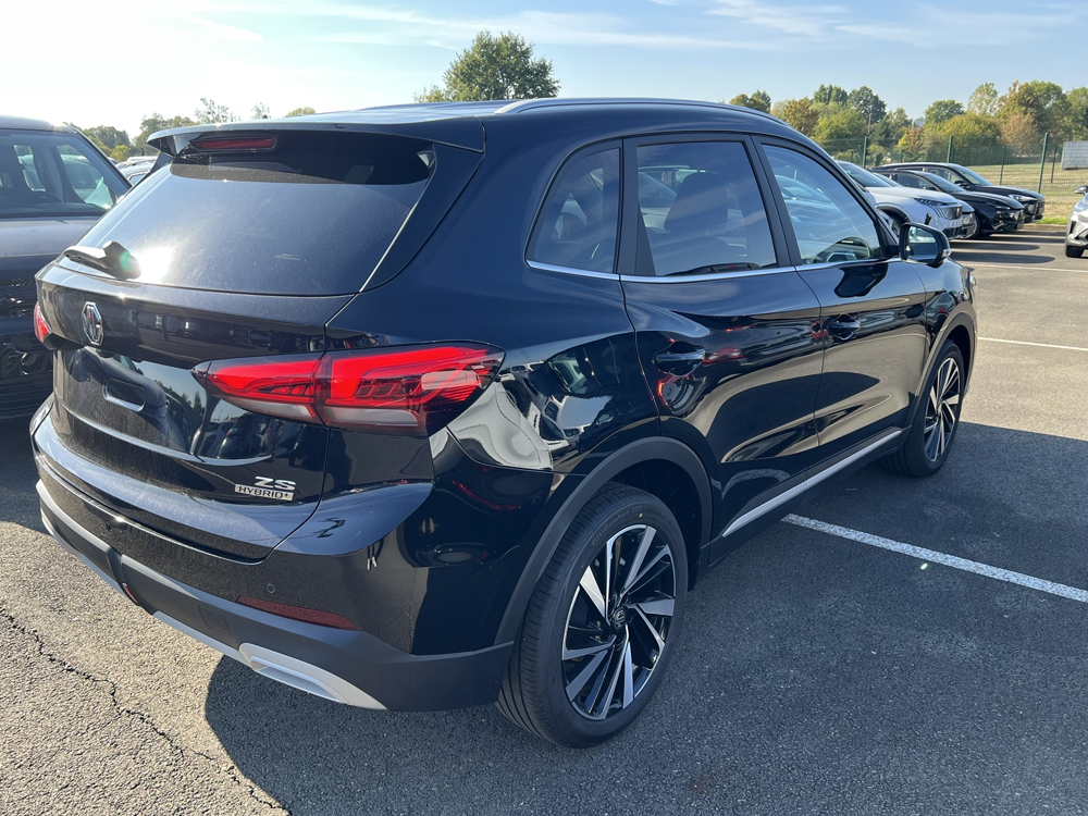 ZS EV 1.5 HYBRID+ 197CH LUXURY 2026 occasion 49070 Saint-L&eacute;ger-de-Lini&egrave;res