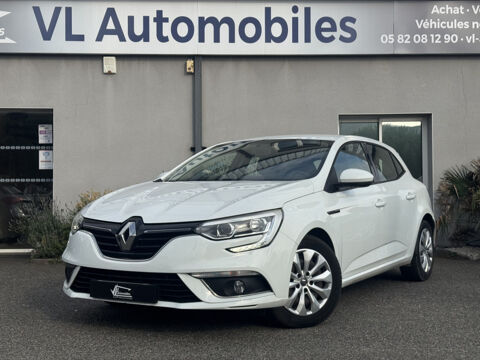 Renault megane iv 1.2 TCE 100 CH ENERGY BUSINESS