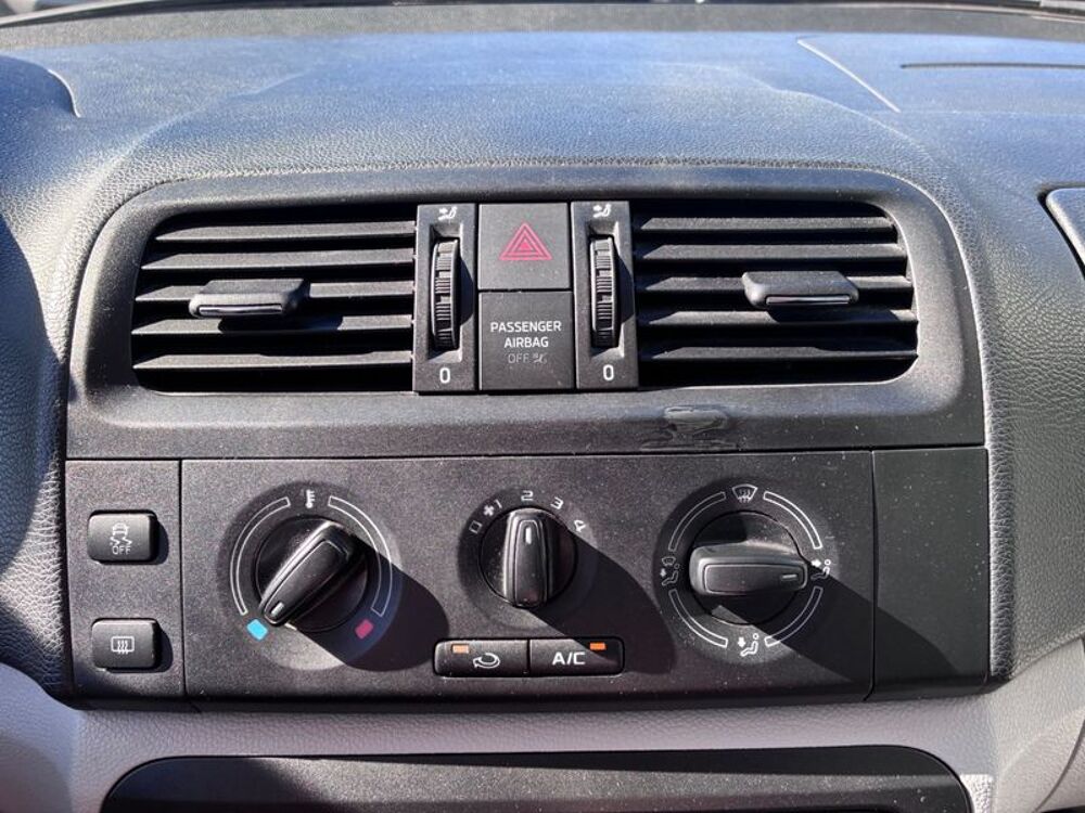 Roomster 1.6 TDI 90 FAP TOUR DE FRANCE 2015 occasion 38130 ECHIROLLES