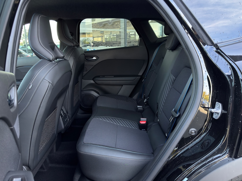 Symbioz 1.8 E-TECH FULL HYBRID 160CH ESPRIT ALPINE - 26 2026 occasion 49070 Saint-L&eacute;ger-de-Lini&egrave;res