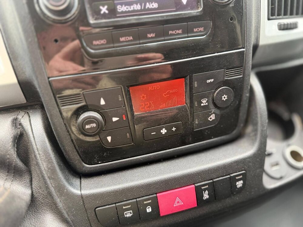 Ducato 3.3 MH2 2.3 Multijet 140ch Pro Lounge 2020 occasion 27930 Normanville