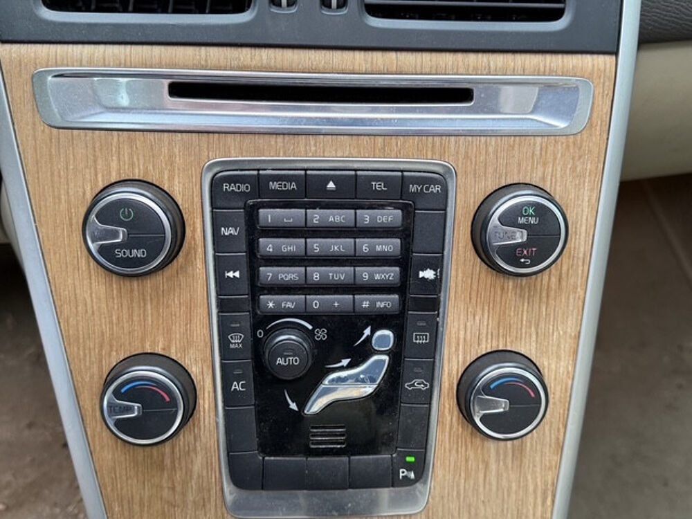 XC60 D3 163CH SUMMUM GEARTRONIC 2011 occasion 95430 Butry-sur-Oise