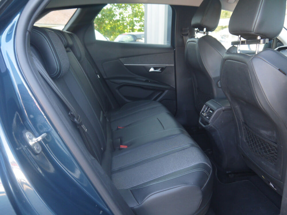 3008 HYBRID 225CH ALLURE PACK E-EAT8 2021 occasion 38260 La C&ocirc;te-Saint-Andr&eacute;