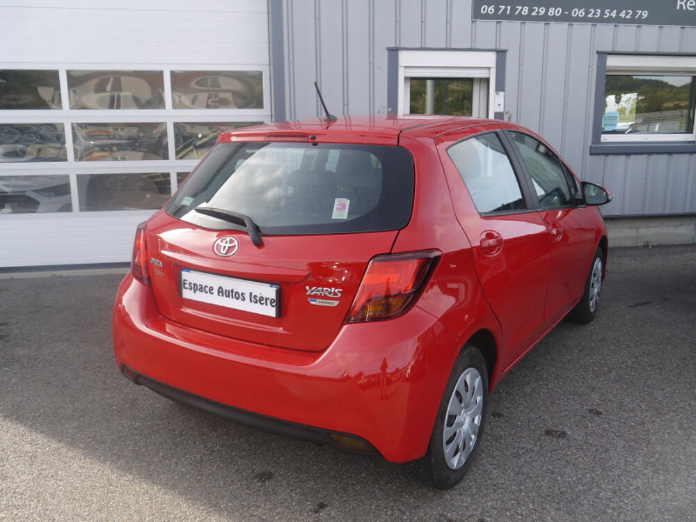 Yaris 100 VVT-I FRANCE 5P / DISTRIBUTION A CHAINE 2015 occasion 38260 La C&ocirc;te-Saint-Andr&eacute;