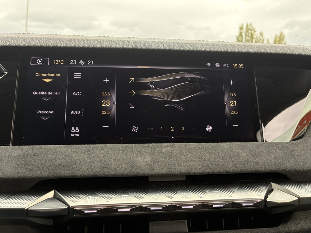 DS4 PLUG-IN HYBRID 225CH ETOILE 2026 occasion 63200 Malauzat
