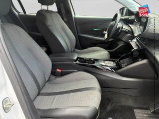 208 1.2 PureTech 100ch S/S Allure EAT8 CarPlay 2023 occasion 08000 Charleville-M&eacute;zi&egrave;res