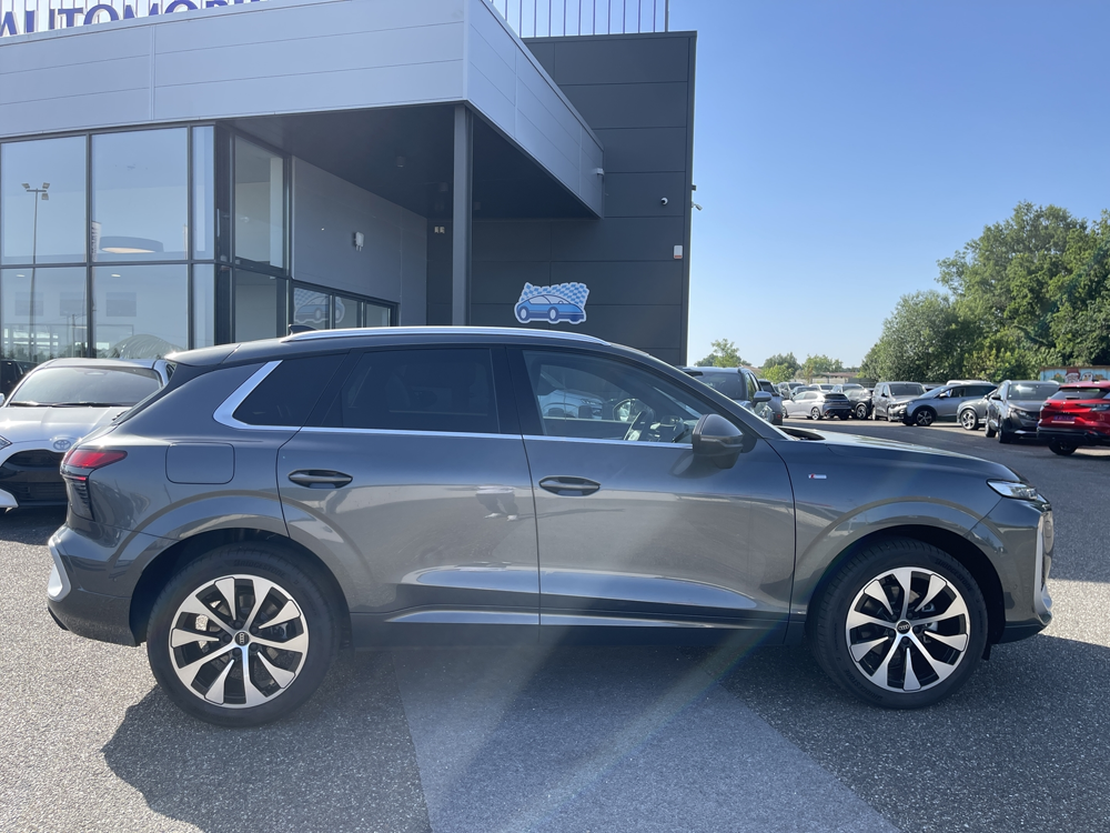 Q3 1.5 TFSI 150CH HYBRIDE S LINE S TRONIC 7 2025 occasion 33700 M&eacute;rignac