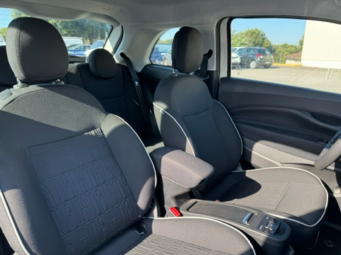 500 E 118CH PACK CONFORT 42KWH 2023 occasion 16400 Puymoyen
