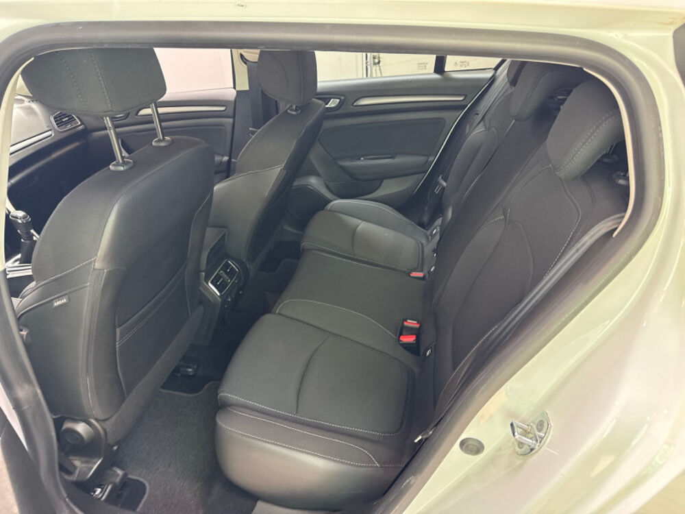 Megane IV 1.3 TCE 115CH FAP BUSINESS 2020 occasion 28630 Nogent-le-Phaye