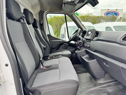 Master F3300 L2H2 2.3 BLUE DCI 135CH CONFORT EURO6 2022 occasion 60600 Clermont