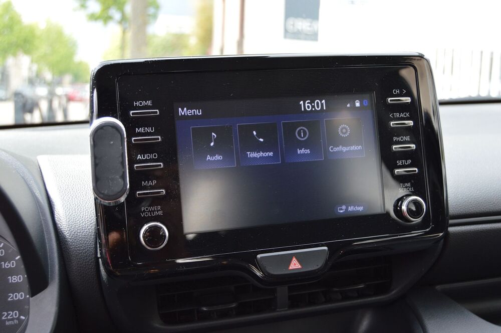 Mazda2 1.5 HYBRID 116CH PURE 2023 occasion 94100 Saint-Maur-des-Foss&eacute;s