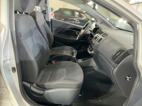 Rio III 1.4 PREMIUM 5P 2012 occasion 38150 Salaise-sur-Sanne