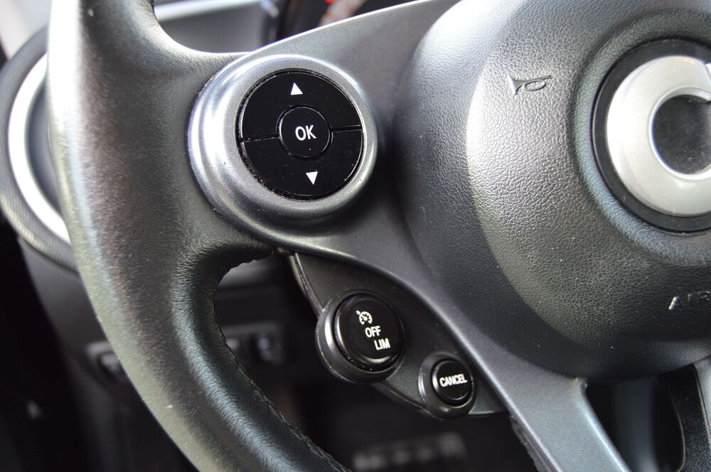 ForTwo 71CH PASSION TWINAMIC E6C 2019 occasion 94100 Saint-Maur-des-Foss&eacute;s