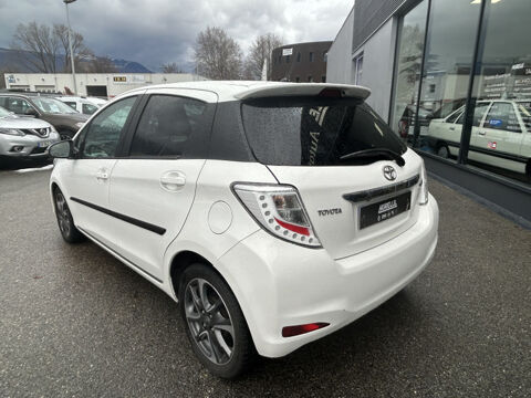 Yaris 90 D-4D DESIGN 5P / premiere main 2014 occasion 38130 ECHIROLLES