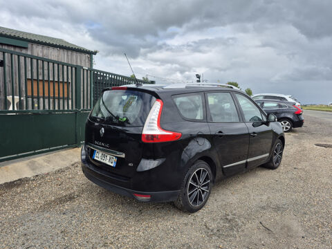 Grand Sc&eacute;nic III 1.5 DCI 110CH ENERGY BOSE ECO&sup2; 7 PLACES 2012 occasion 95420 MAGNY EN VEXIN