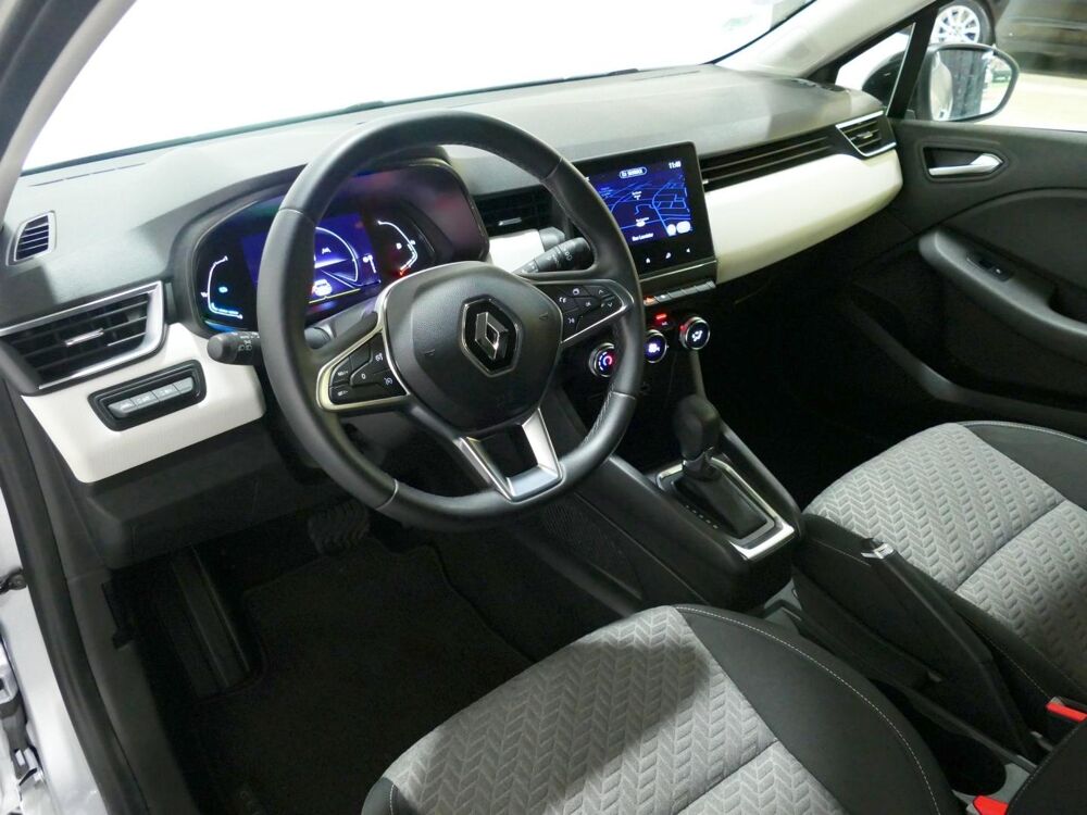 Clio 1.6 E-Tech hybride 145ch Evolution 2022 occasion 77400 Lagny-sur-Marne