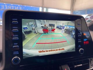 C-HR 1.8 Hybride 122ch Dynamic Business E-CVT + Programme Beyond 2023 occasion 13300 Salon-de-Provence