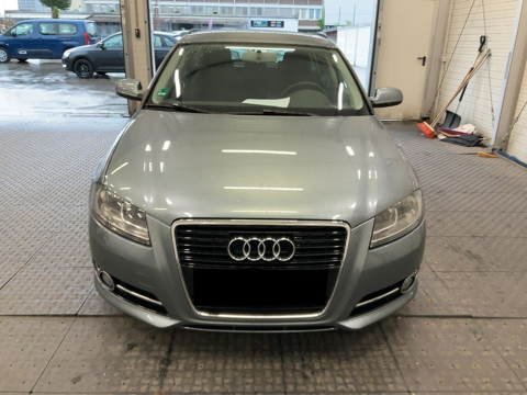 A3 1.6 TDI 105CH DPF START/STOP ATTRACTION S TRONIC 7 2010 occasion 38150 Salaise-sur-Sanne