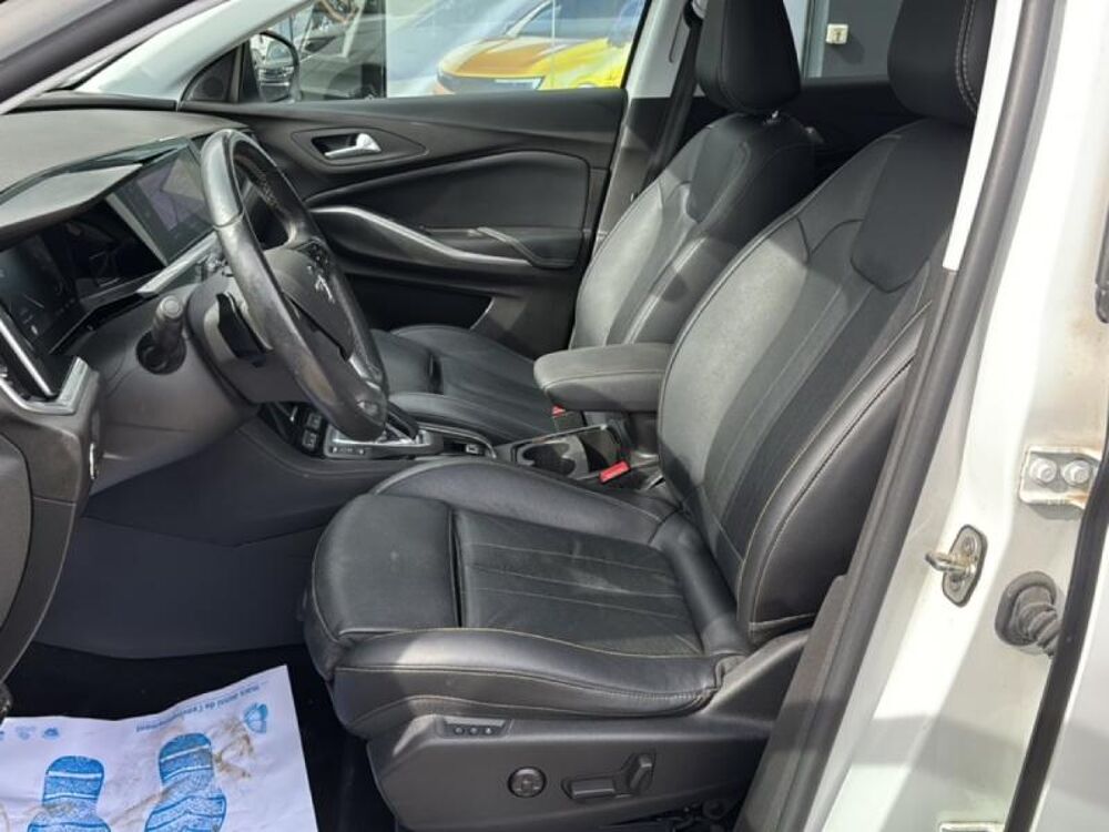 Grandland 1.6 Turbo 300ch Hybride Ultimate 4x4 2022 occasion 13200 Arles