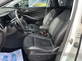 Grandland 1.6 Turbo 300ch Hybride Ultimate 4x4 2022 occasion 13200 Arles