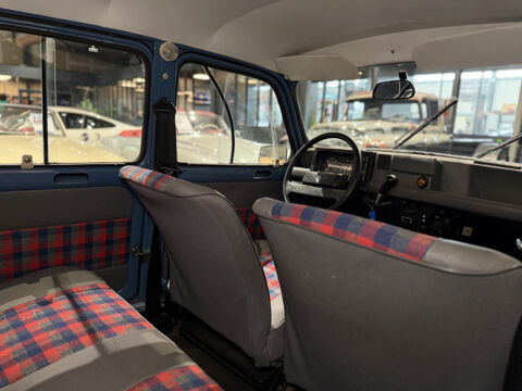 R4 112302 A 1985 occasion 63170 Aubi&egrave;re
