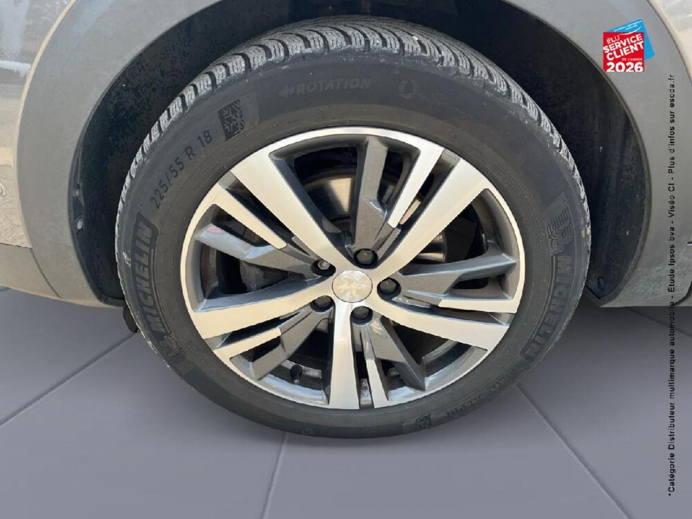5008 1.2 PureTech 130ch S&S Allure Pack EAT8 2022 occasion 08200 Sedan