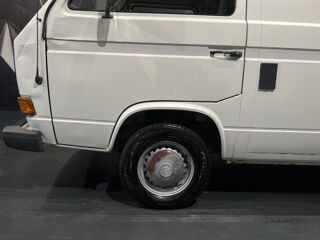 Transporter 1.6 TURBO DIESEL 251 JX 1988 occasion 63170 Aubi&egrave;re