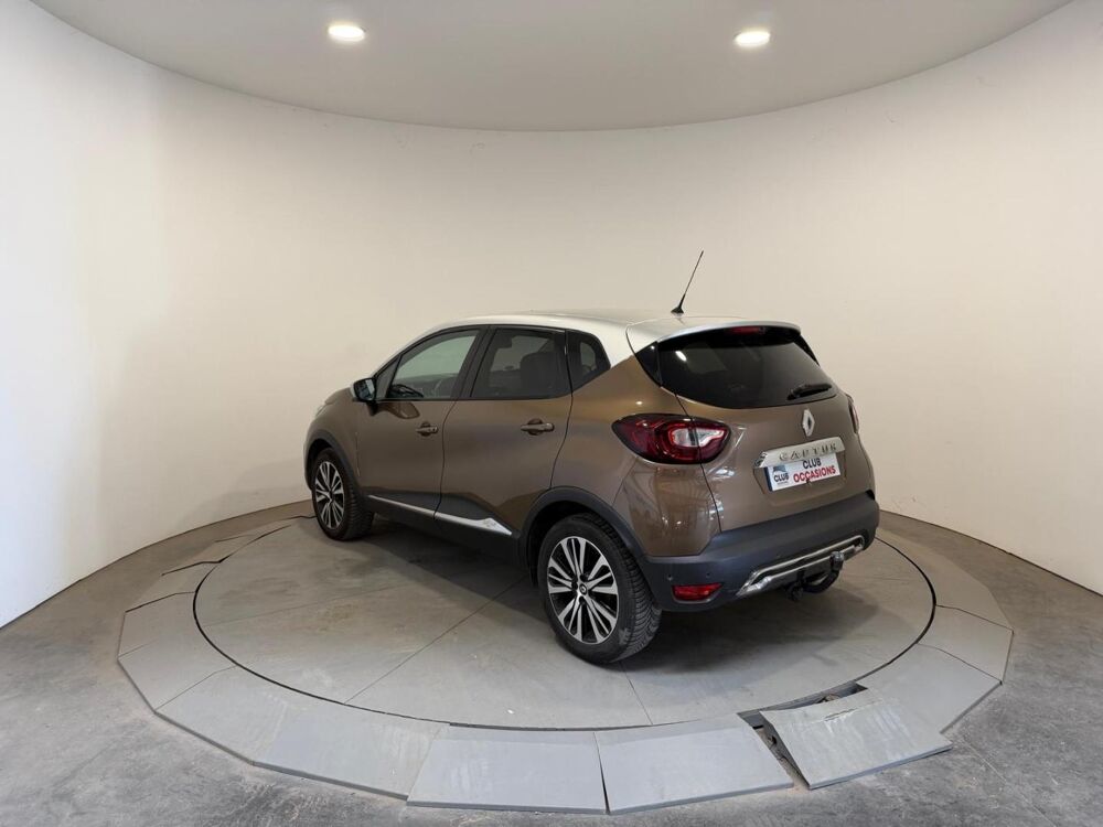 Captur 1.2 TCe 120ch energy Initiale Paris 2017 occasion 78520 LIMAY