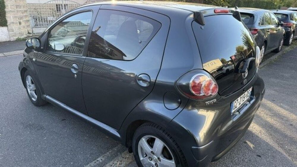 Aygo 1.0 VVT-I 68CH CONNECT MMT 5P 2012 occasion 91220 Br&eacute;tigny-sur-Orge