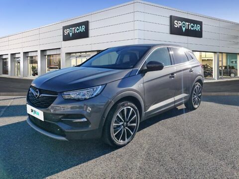 Grandland x Hybrid4 300ch Elegance Business 2020 occasion 13200 Arles