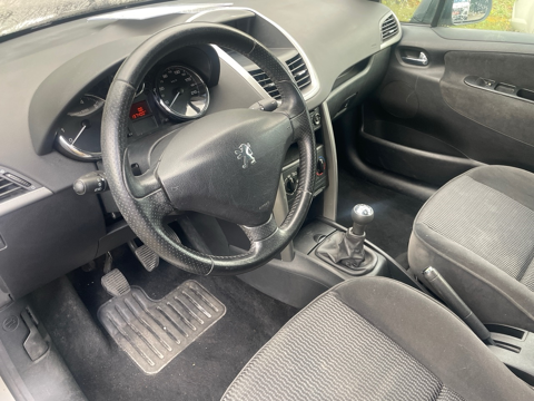207 1.4 PREMIUM 5P 2007 occasion 24660 COULOUNIEIX CHAMIERS