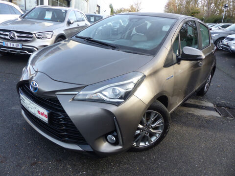 Toyota Yaris 100H DYNAMIC 5P 2017 occasion Montévrain 77144