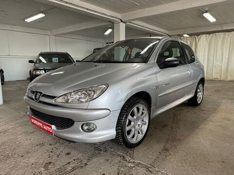 Peugeot 206 1.6 16V QUIKSILVER 3P / 1 ERE MAIN /