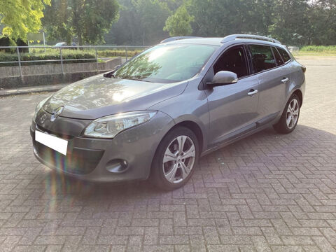 Renault megane iii estate 1.5 DCI 110CH FAP DYNAMIQUE ECO²