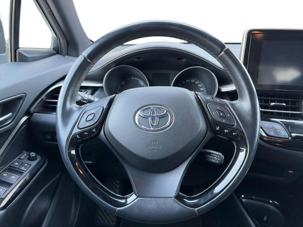 C-HR 122h Design 2WD E-CVT RC18 2019 occasion 84120 Pertuis