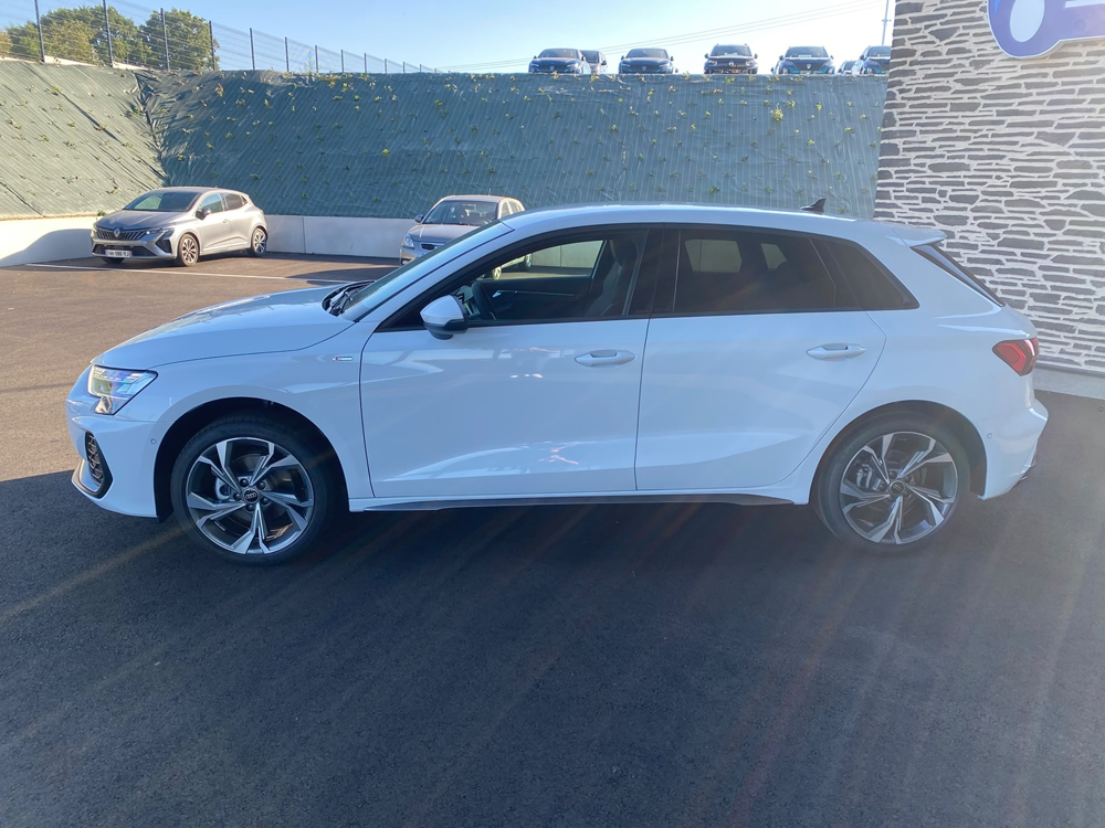 A3 1.5 TFSI 150CH HYBRIDE S LINE S TRONIC 7 2026 occasion 12850 Onet-le-Ch&acirc;teau