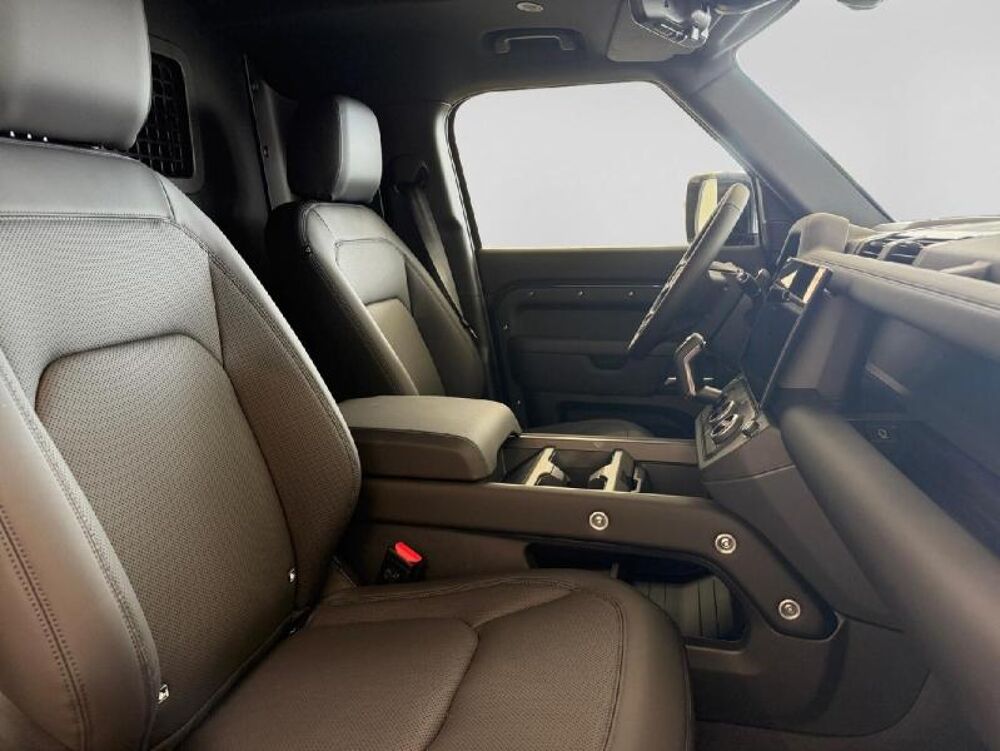 Defender 110 3.0 D250 Hard Top X-Dynamic SE 2026 occasion 57050 Metz