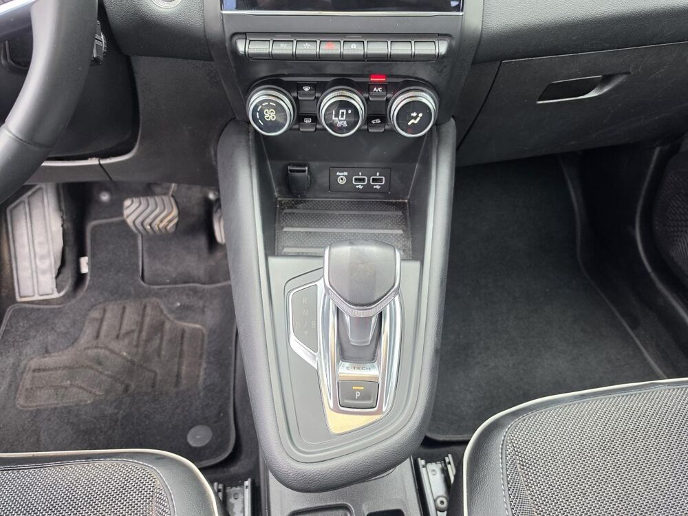 Captur 1.6 E-Tech Plug-in 160ch Intens 2020 occasion 56850 Caudan