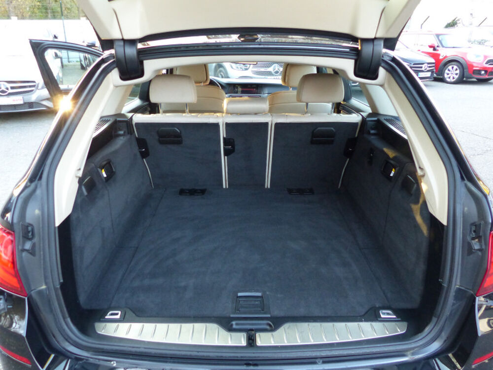 S&eacute;rie 5 (F11) 525DA XDRIVE 218CH LUXE 2013 occasion 77144 Mont&eacute;vrain