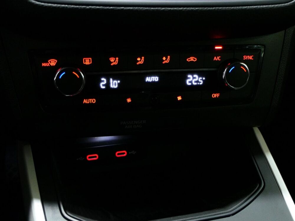 Arona 1.0 EcoTSI 110ch Start/Stop Xcellence DSG 2021 occasion 77400 Lagny-sur-Marne