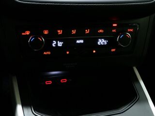 Arona 1.0 EcoTSI 110ch Start/Stop Xcellence DSG 2021 occasion 77400 Lagny-sur-Marne