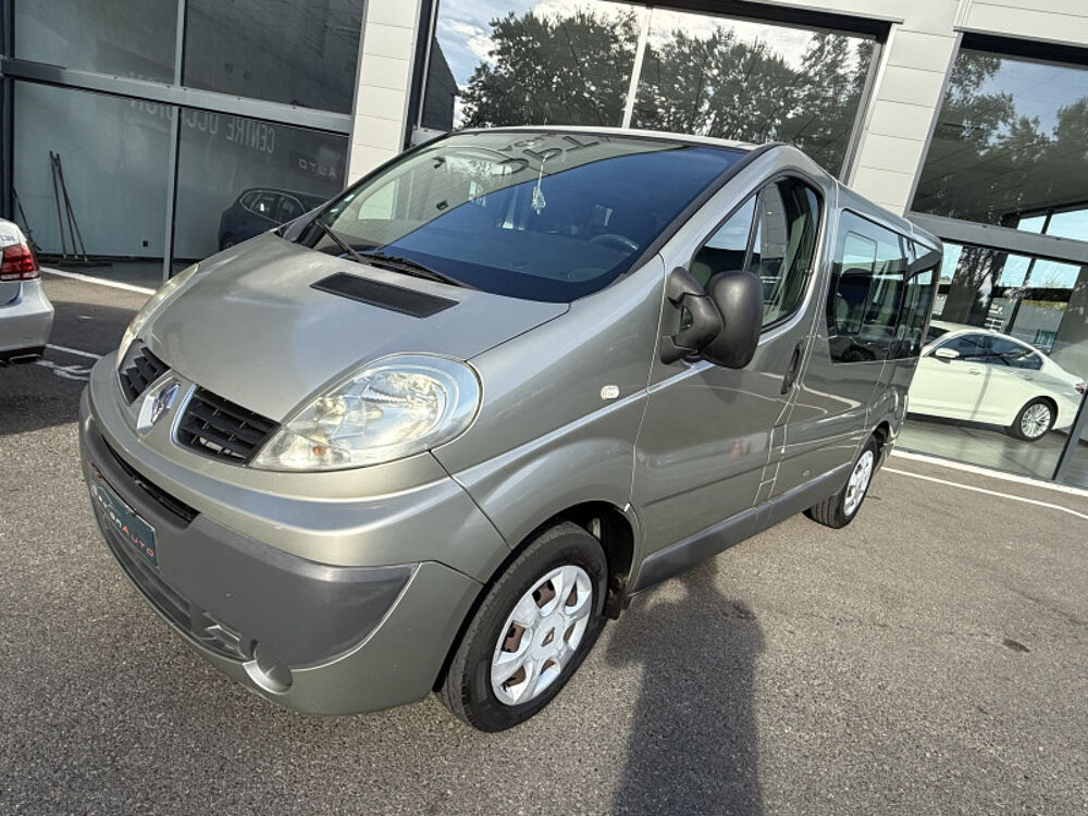 Trafic 2.0 dci 90cv (9Places) Clim 2009 occasion 31140 Aucamville