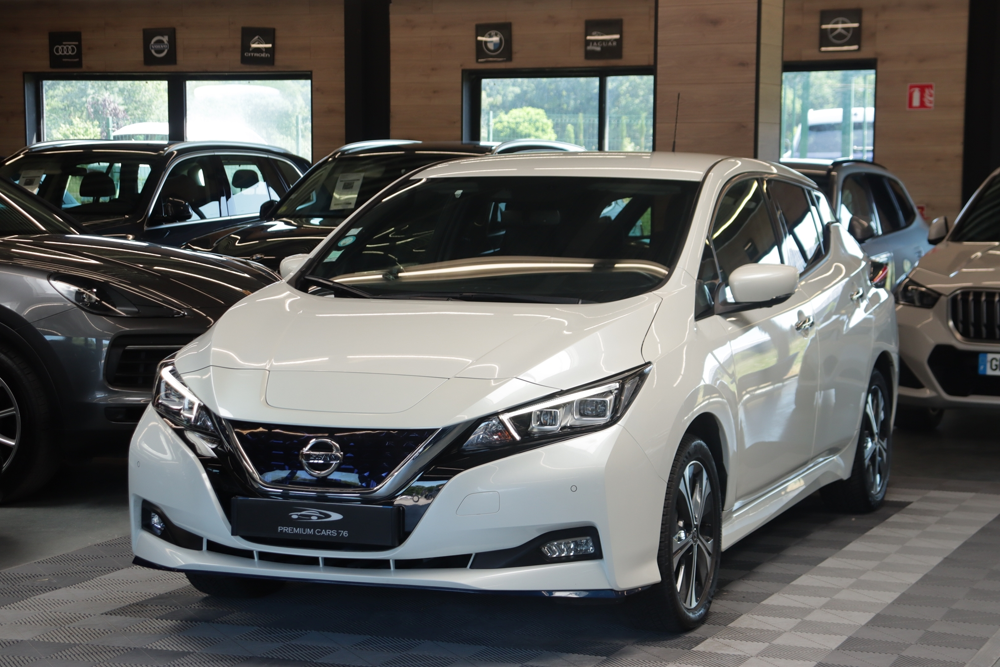 Leaf ELECTRIQUE 62KWH BUSINESS + 2020 occasion 76410 Cl&eacute;on