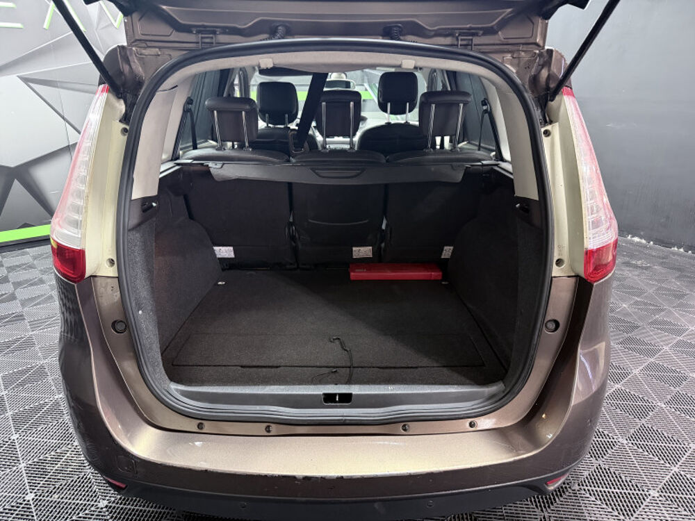 Grand Sc&eacute;nic III 1.9 DCI 130CH PRIVILEGE 5 PLACES 2010 occasion 57185 CLOUANGE