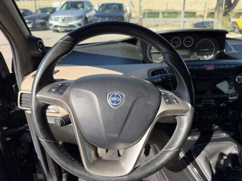 Ypsilon 0.9 TWINAIR PLATINUM STOP&START 5P 2014 occasion 83120 Sainte-Maxime