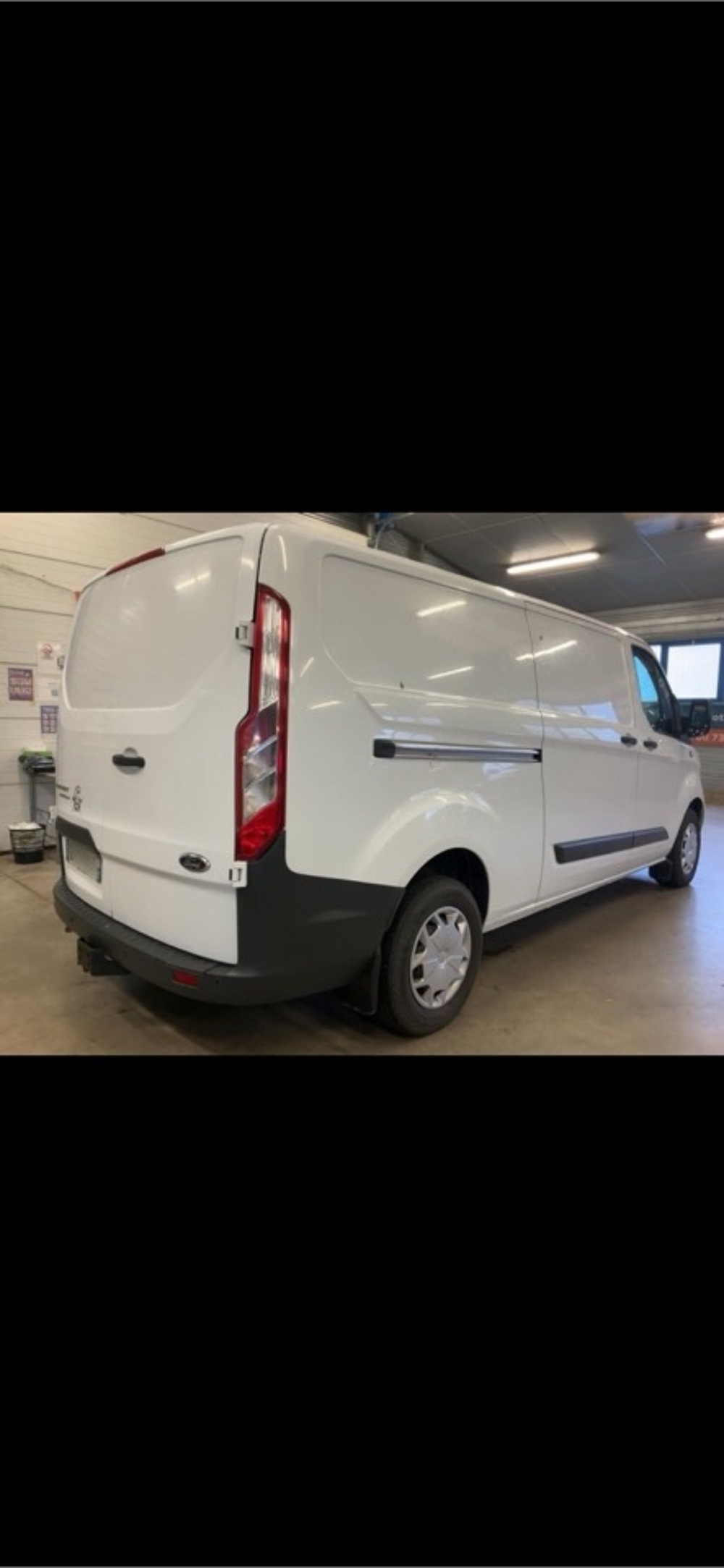 Transit 300 L2H1 2.0 130CV 76 500 KM 17990 TTC 2017 occasion 12000 RODEZ