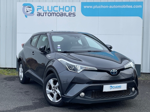 Toyota C-HR 122H DYNAMIC BUSINESS 2WD E-CVT 2019 occasion Saint-Lumine-de-Clisson 44190
