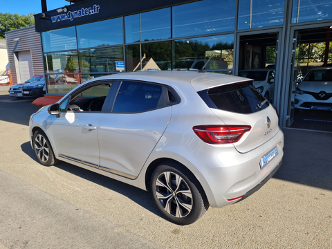 Clio V 1.6 E-TECH 145CH FULL HYBRID EVOLUTION 2023 occasion 28630 Nogent-le-Phaye